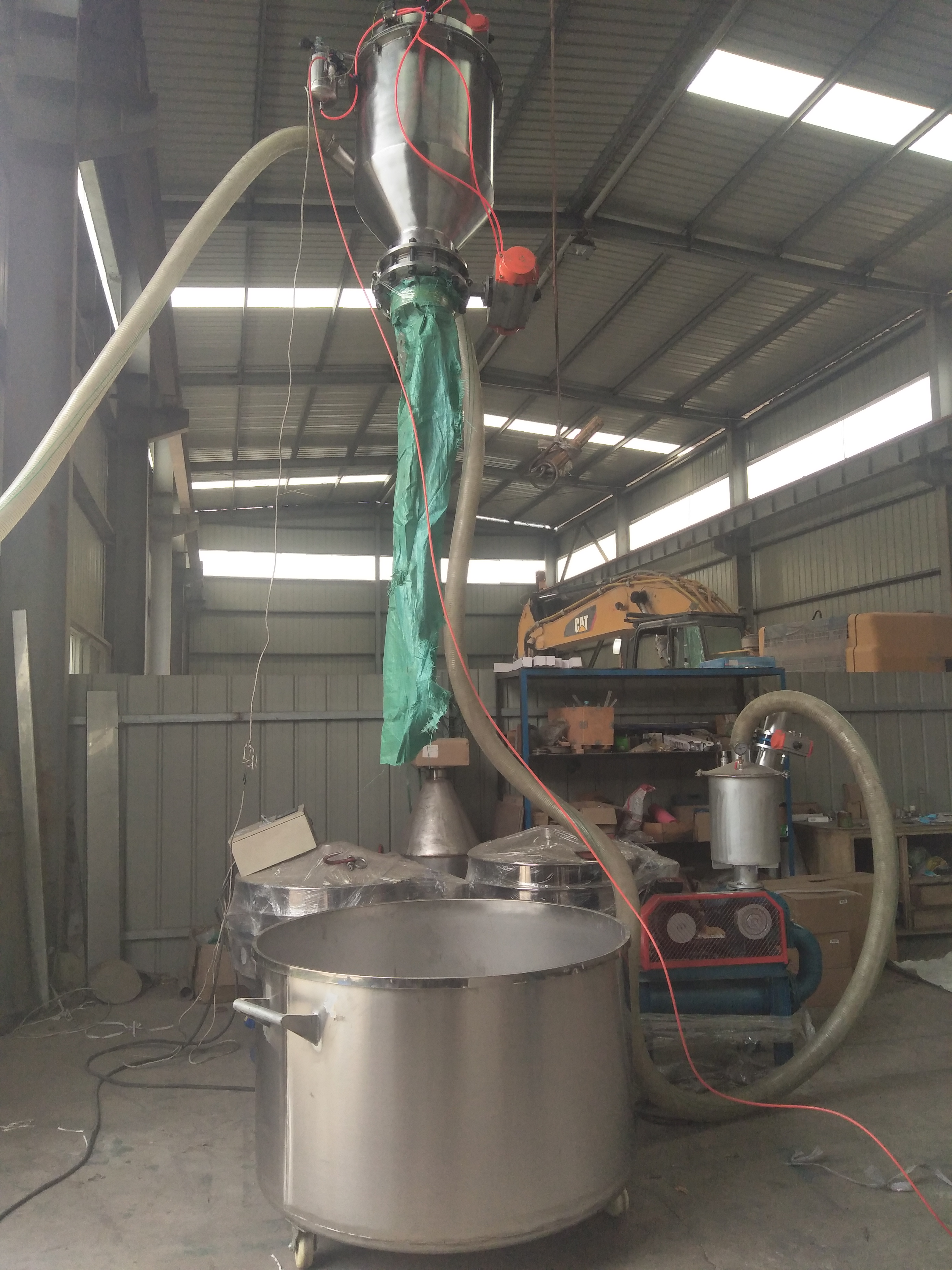 泓博緣真空上料機(jī)